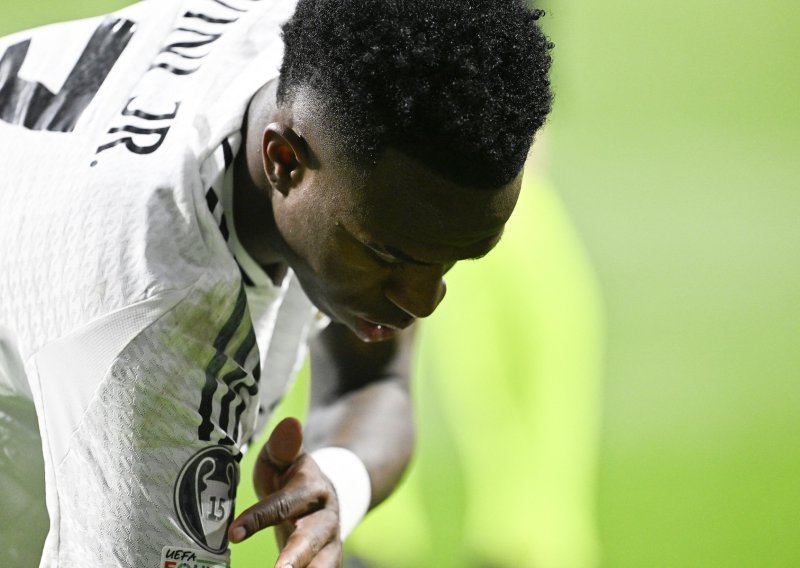 Pogledajte kako je Vincius provocirao navijače Atletica nakon penala