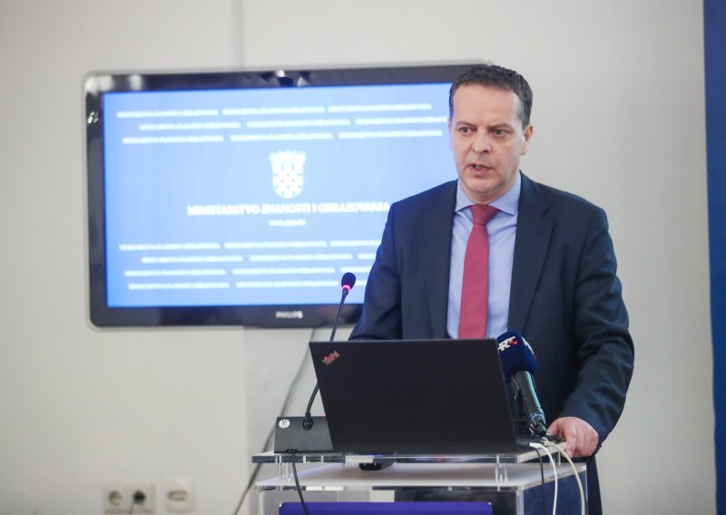 Imovinska kartica: Što sve ima državni tajnik kojemu je mala povišica od 1758 eura