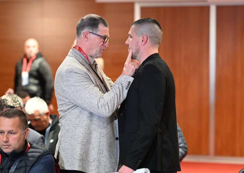 Pogledajte kako je završio 'bliski susret' Jurice Buljata i Rene Sinovčića