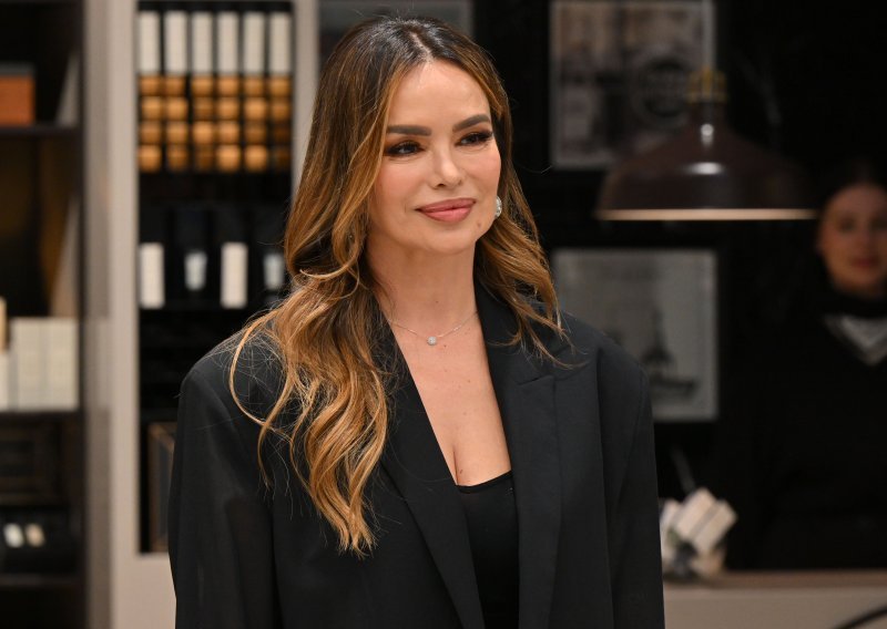 Severina bez dlake na jeziku: 'Dok jedni mrze i prodaju se za sendvič...'