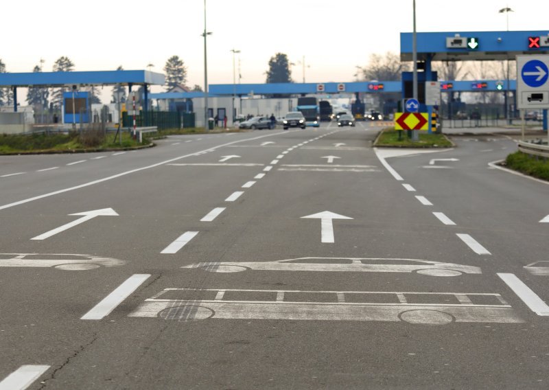Kaos na granici sa Srbijom: U Tovarniku se na prelazak čeka devet sati