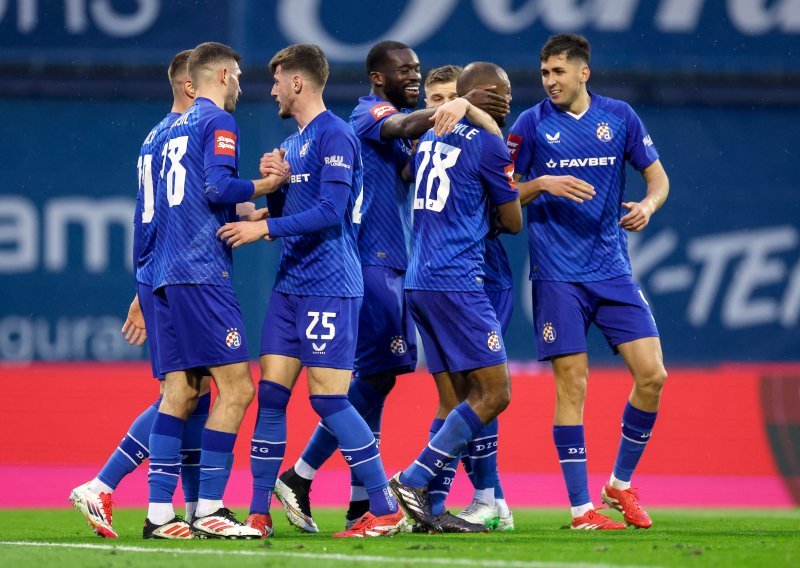 Sjajni Dinamo razbio Lokomotivu. Stojković briljirao, zabio i Kanga. Pogledajte golove