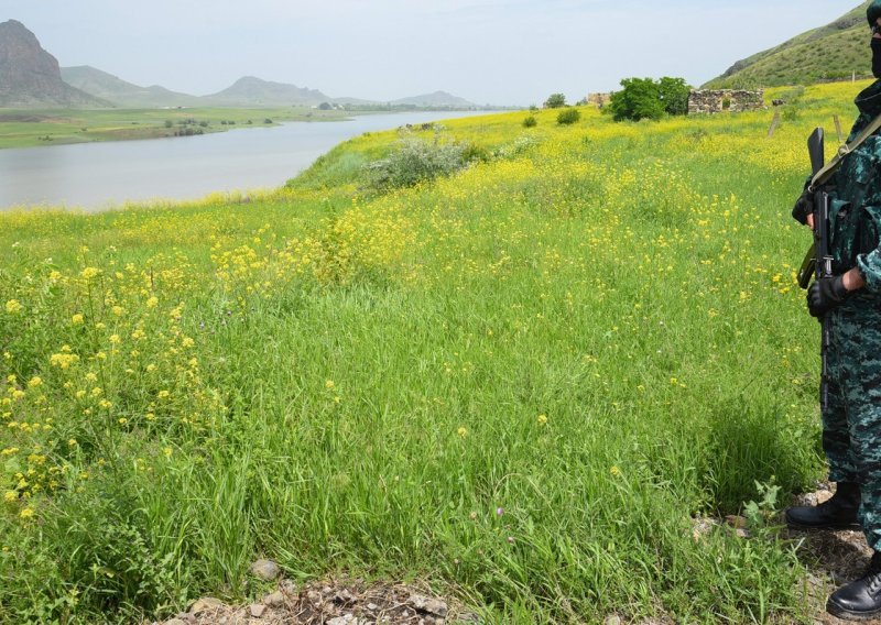 Klimavi mirovni sporazum: Azerbajdžan optužio armenske snage za pucnjavu