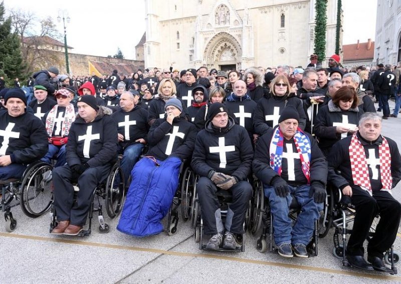 Šef psihijatrije smijenjen jer je vrijeđao branitelje invalide