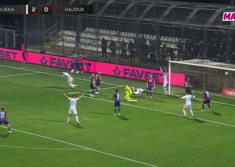 Livaja u nevjerici, Đalović u euforiji; pogledajte treći gol Rijeke