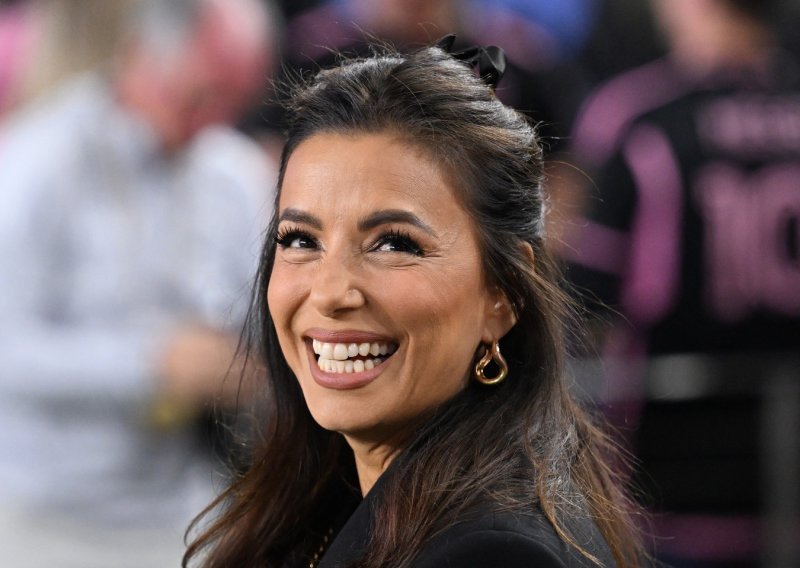 Eva Longoria proslavila 50. rođendan, a svi se pitaju gdje je njezina najbolja prijateljica