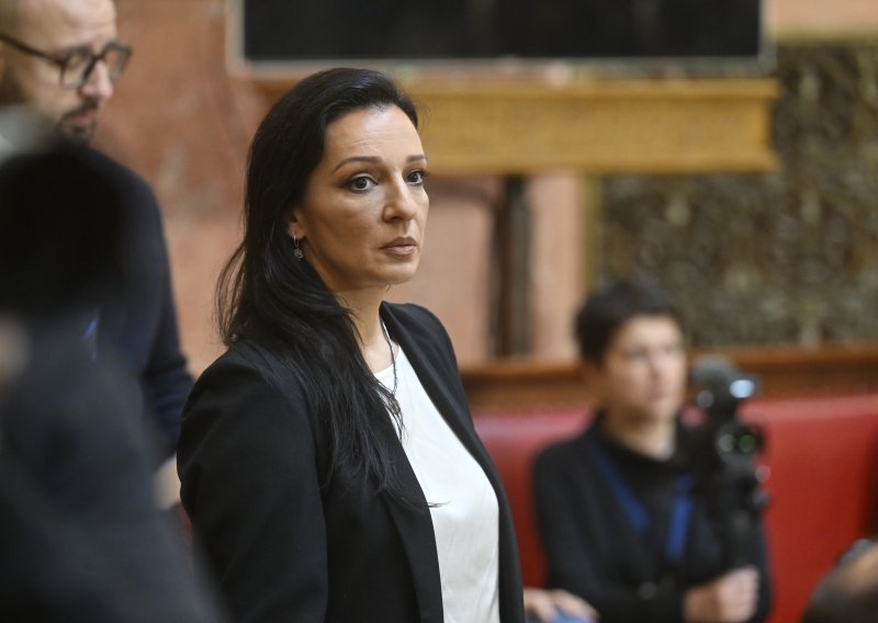 Srbijanska oporbena zastupnica: MUP je kupio 16 zvučnih topova