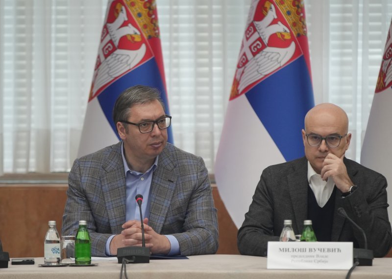 Vlada Srbije i službeno pala. Evo koji su scenariji u igri