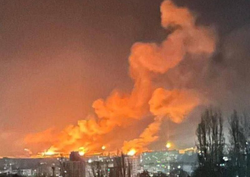 Ukrajinski grad u plamenu, među ozlijeđenima i dijete: 'Rusi su nas izbombardirali'