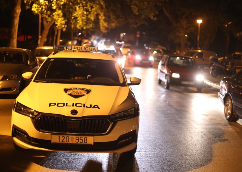 Policija 80-godišnjaka sumnjiči za požare tri kuće u Maksimiru
