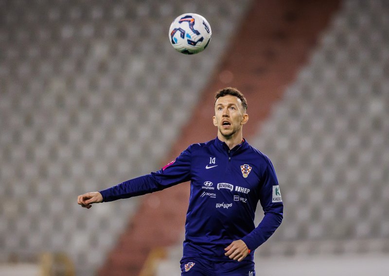 Baš tužno! Ivana Perišića opet na Poljudu dočekali zvižducima