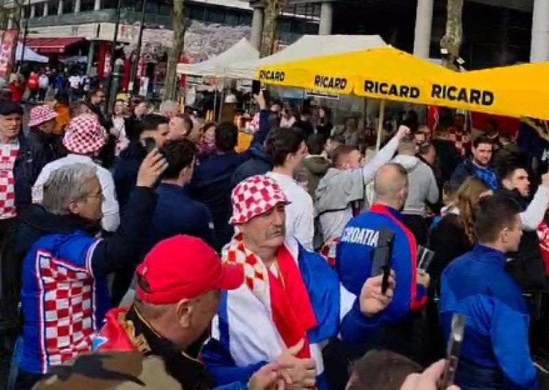 Hrvati luduju u Parizu, pogledajte atmosferu uoči utakmice