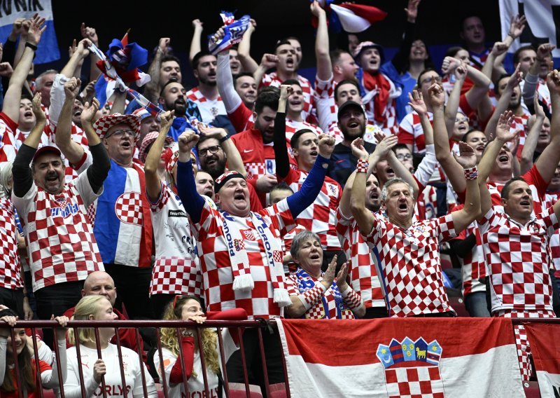 Hrvatske navijače na Stade de Franceu dočekale paprene cijene. Pogledajte koliko stoji pivo