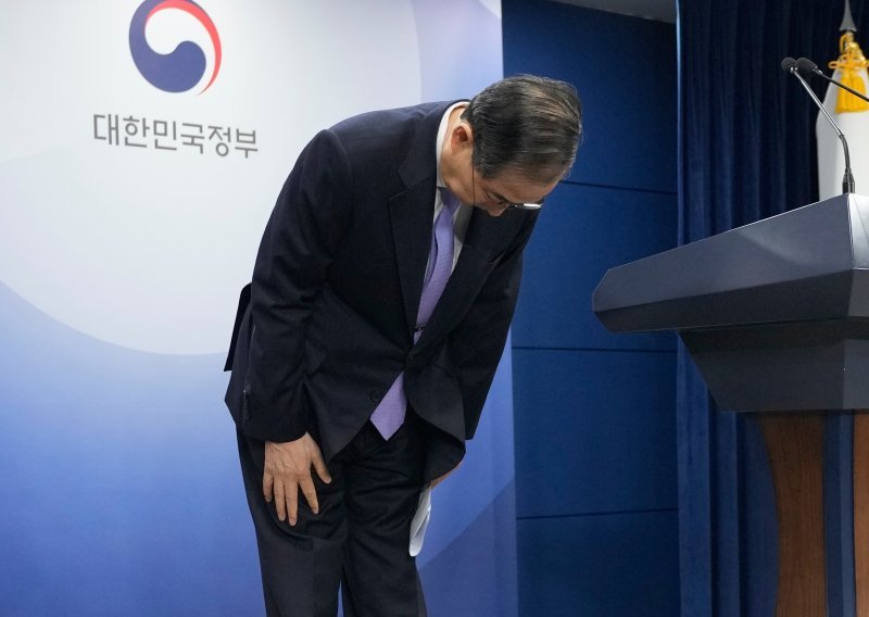 Poništen opoziv premijera Južne Koreje Hana Duck-sooa