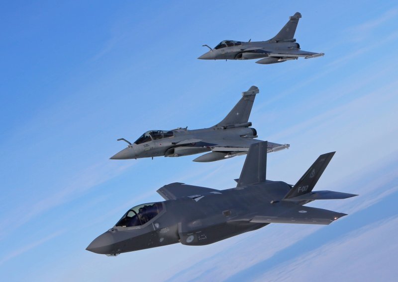 SAD postao nepouzdan, partneri odustaju od nabave F-35; Francuzi nude Rafale