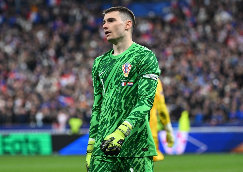 Dominik Livaković briljirao protiv Francuske pa opet ostao na klupi Fenerbahcea