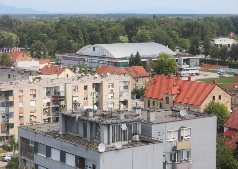Ministar: Mjerama ćemo nastojati ograničiti rast cijena nekretnina. Oporba: Neće se ništa promijeniti