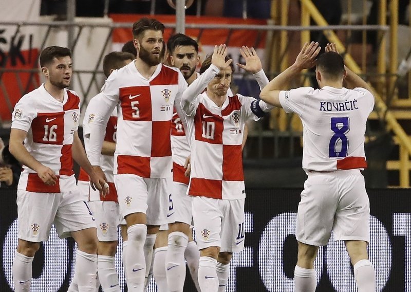 Poznati trener rekao bolnu istinu: Modrić, Perišić i Kramarić izgledali su potrošeno i umorno