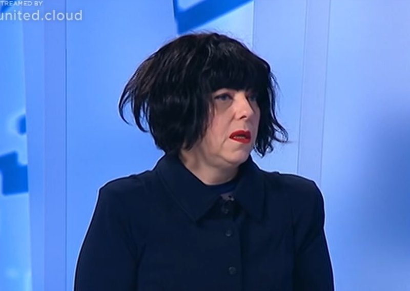 Mirela Holy iskreno: 'U zadnje vrijeme imam tu raščupanu frizuru, kao da je bomba pala'