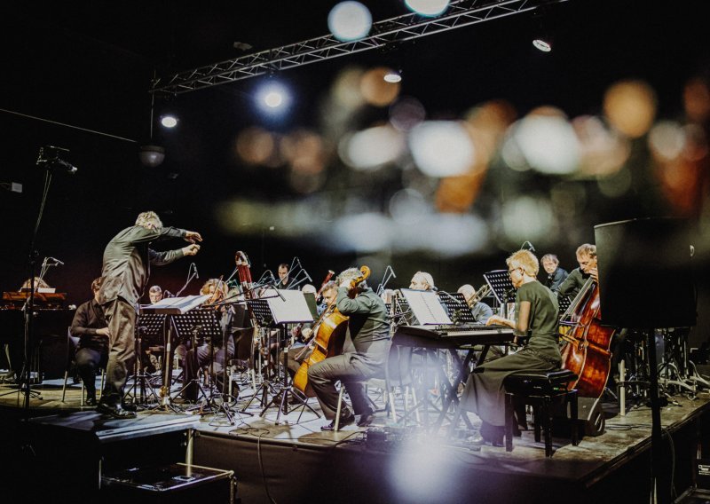 Ovo je festival koji povezuje svijet kroz zvuk - donosi više od 230 izvođača i skladatelja iz 30 zemalja