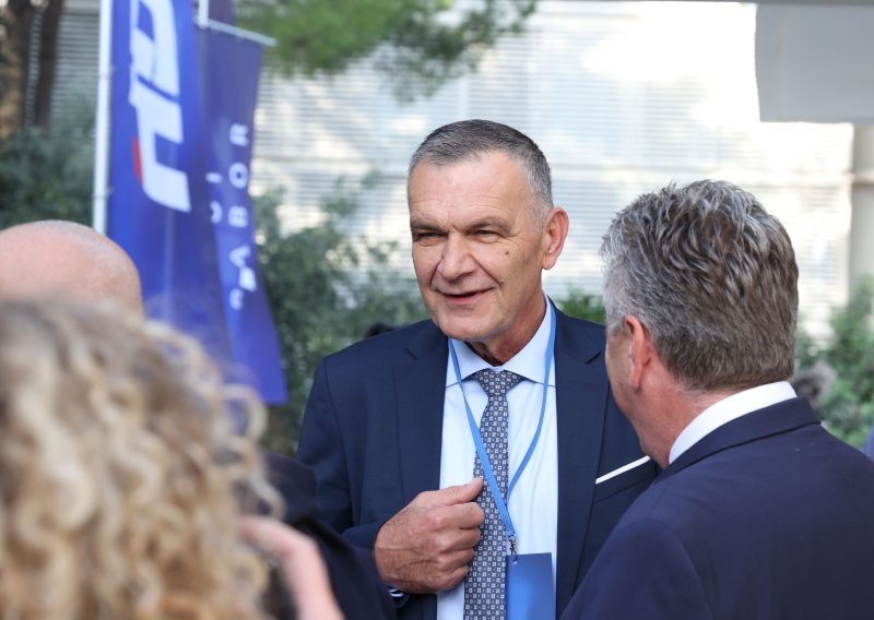 Vlajčić potvrdio: Nediljko Dujić još je uvijek formalno šef Hrvatskih šuma