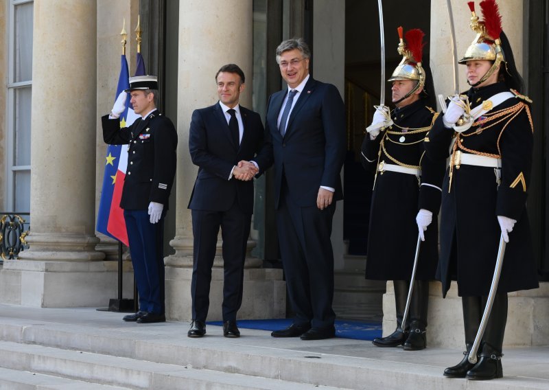 Plenković iz Pariza: Nikada nije bilo predviđeno da hrvatski vojnici idu u Ukrajinu