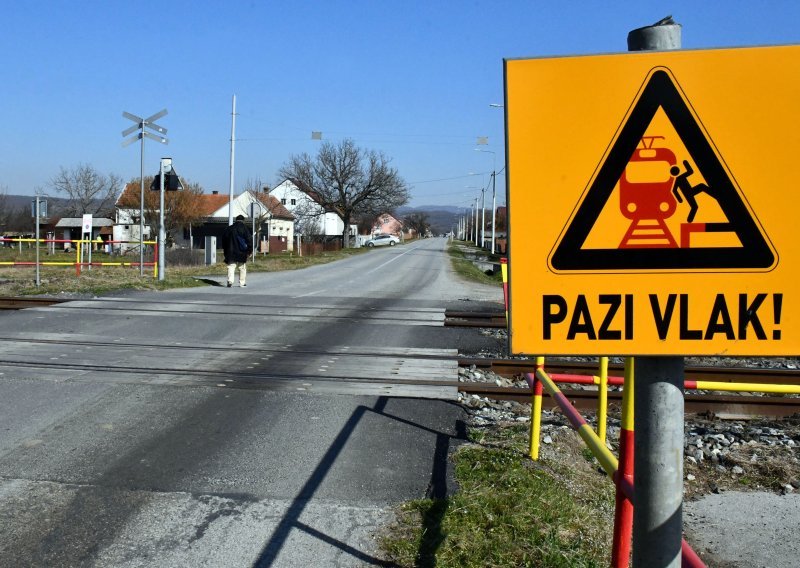 Vozači oprez! Na više željezničkih prijelaza ne radi zaštitna signalizacija!