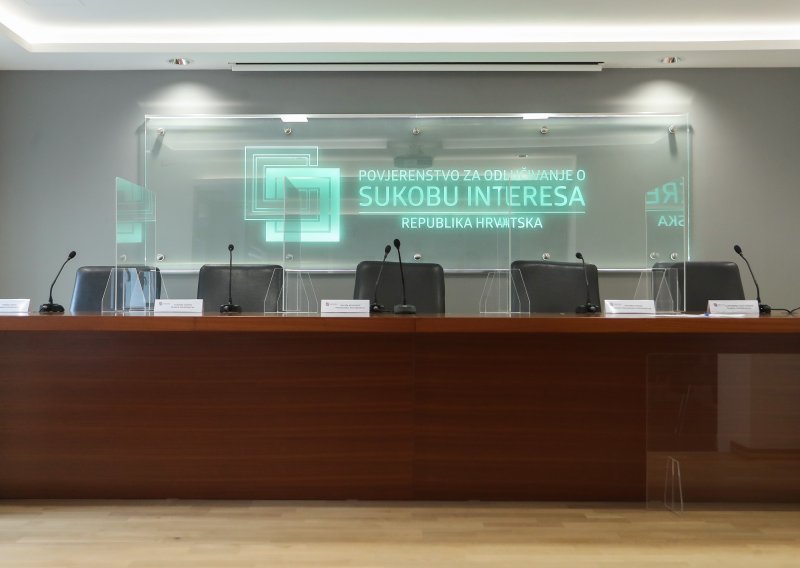 Povjerenstvo za sukob interesa pred raspadom: Neki članovi 'oteli se kontroli'?