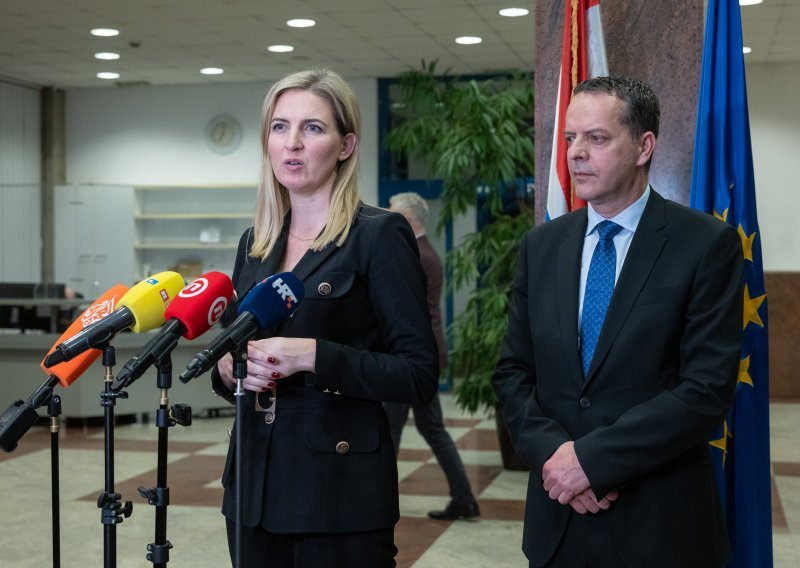 Vlada: Ispunjenje materijalnih zahtjeva sindikata trenutno nije zakonski moguće