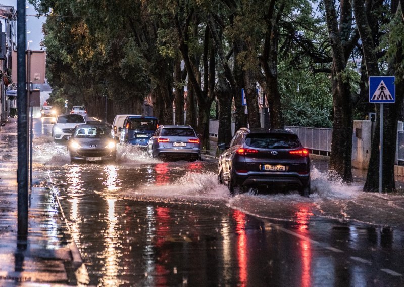 Ovaj tjedan prepun kiše i vjetra, prijete odroni: Evo gdje se očekuju intenzivne oborine
