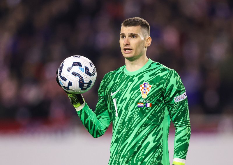 Dominik Livaković pred transferom života; na golu velikana će zamijeniti legendu