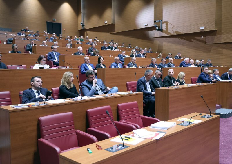 Sabor izglasao: Grijanje će se plaćati po realnoj potrošnji