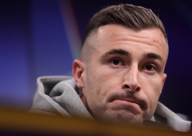 Najemotivniji dan Barcinog igrača; prvo pokopao oca, pa jurio u bolnicu na rođenje sina