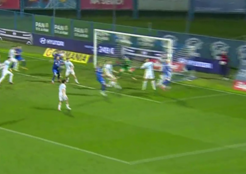 Pogledajte kako je bivši igrač zabio Rijeci; nije slavio gol