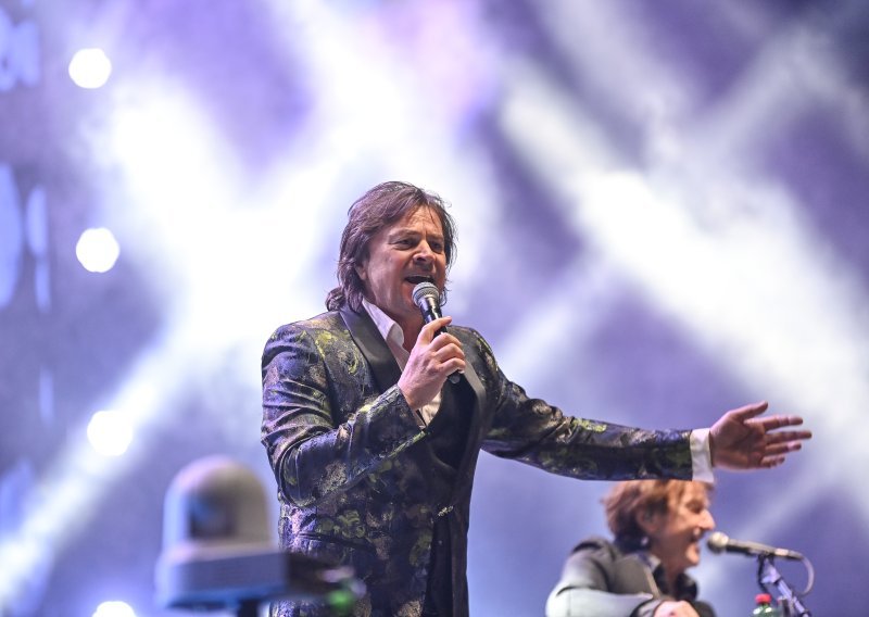 Novi spektakl: Bijelo dugme napravilo fantastičnu atmosferu na drugom koncertu u Areni