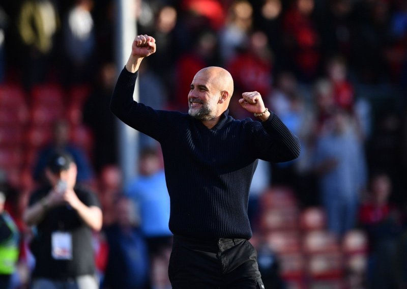Guardiola napokon ima razloga za osmijeh, teškom mukom ostao u borbi za trofej