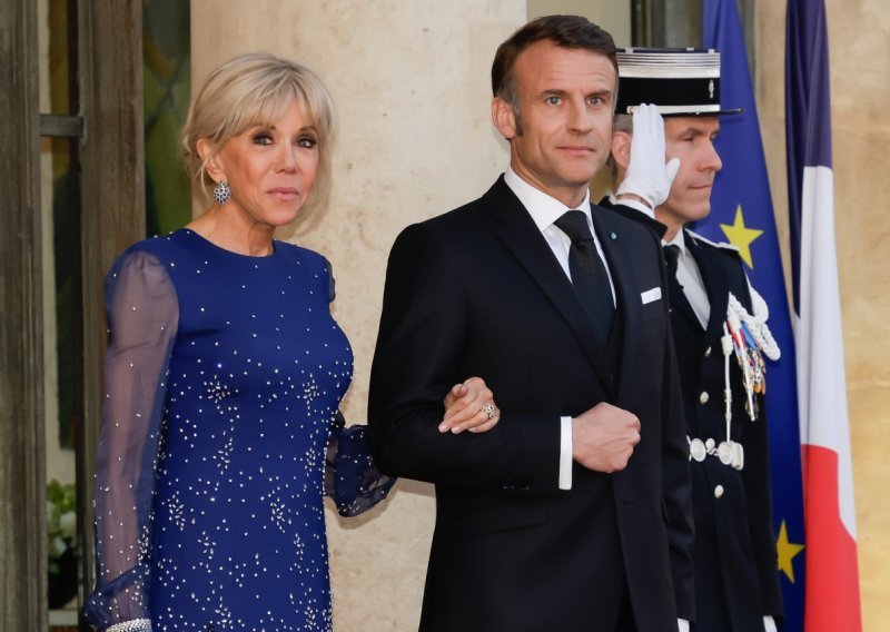 Brigitte Macron iznenadila izgledom: Ovaj je modni izbor privukao svu pažnju