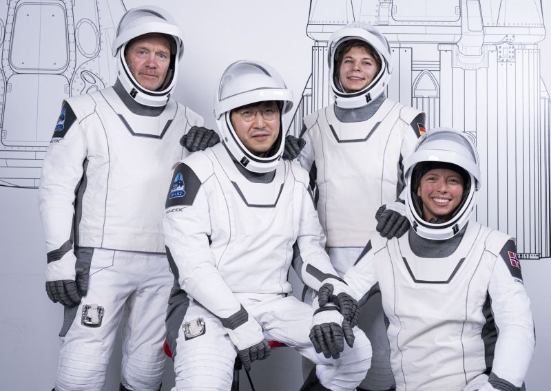 Bogataši u svemiru: SpaceX lansirao privatnu posadu na Fram2 misiju