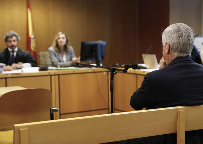 Počelo suđenje Carlu Ancelottiju; tužiteljstvo traži skoro pet godina zatvora
