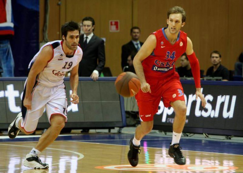 Tomić razbio Barcu, Maccabi uzvratio Partizanu