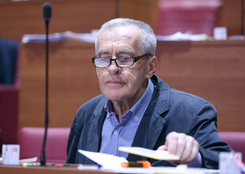 Thompson rasplamsao raspravu u Saboru; Jurčević se dotaknuo i 'starog hrvatskog pozdrava'