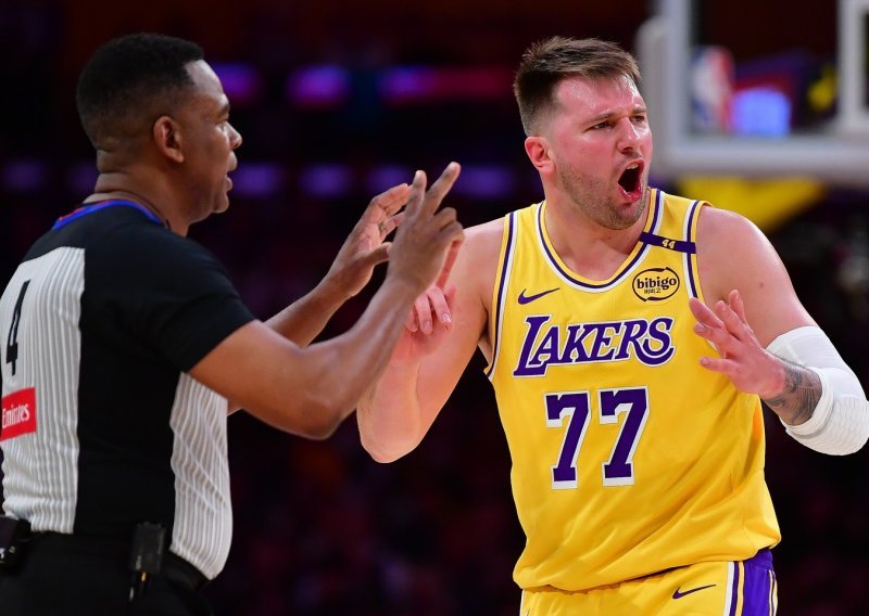 Težak poraz Lakersa na startu play-offa, nije pomogla ni sjajna Dončićeva utakmica