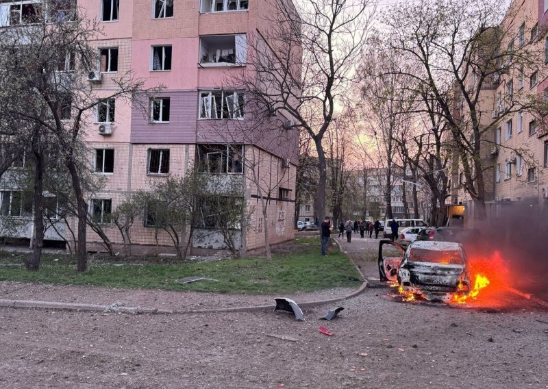 Jedan od najsmrtonosnijih: Više djece poginulo u ruskom napadu na središnju Ukrajinu