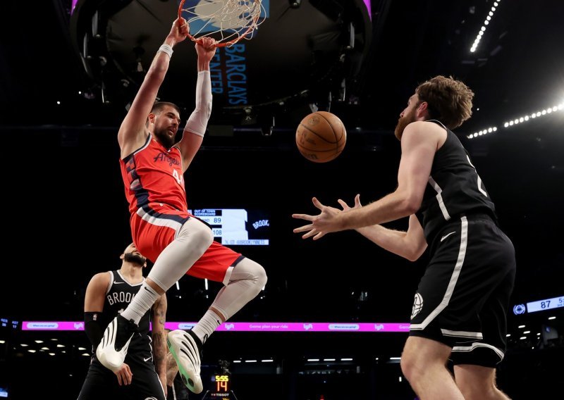Ivica Zubac i dalje rastura, ostvario je 54. double-double ove sezone