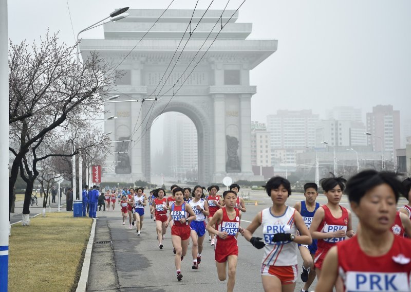 Sjeverna Koreja održala prvi međunarodni maraton u šest godina. Evo koga su ugostili