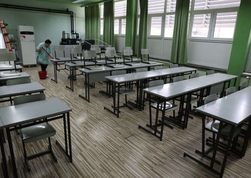 Ministarstvo iznijelo upola manje brojke o odazivu na štrajk nego sindikati