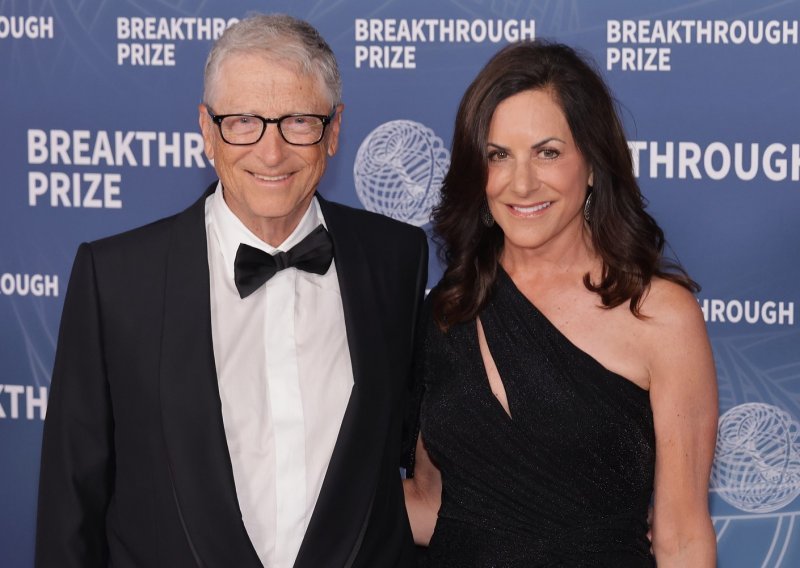 Bill Gates ne krije koliko je sretan: Ne odvaja se od svoje izabranice Paule Hurd
