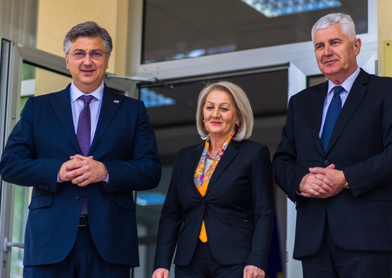 Plenković se u Mostaru sastao s Čovićem: Tenzije se trebaju smanjiti, potezi RS-a su loši
