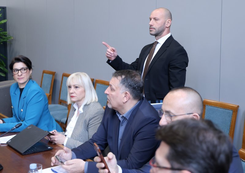 Ahmetović pobrojala razloge zašto traže razrješenje Turudića: Bliske veze s HDZ-om