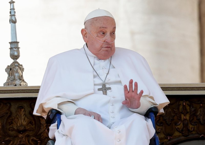 I dalje neizvjesno hoće li Papa moći sudjelovati u uskrsnim obredima